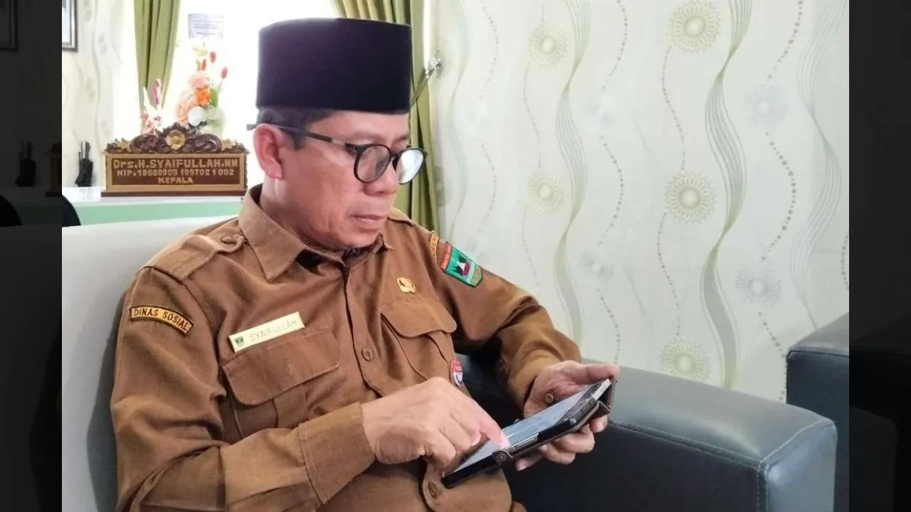 Kepala Dinas Sosial Sumbar. Drs. H. Syaifullah, M.M